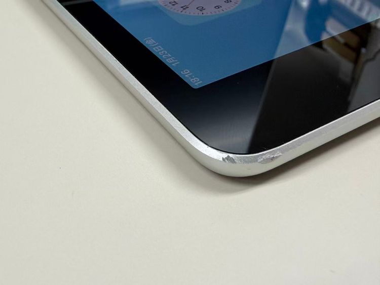 ����80% SIM�ե꡼iPad (��9����) 64GB ����С�