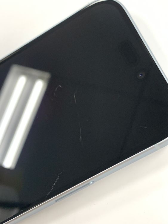 ڥХBOX 100%SIMե꡼ iPhone15 128GB ֥롼