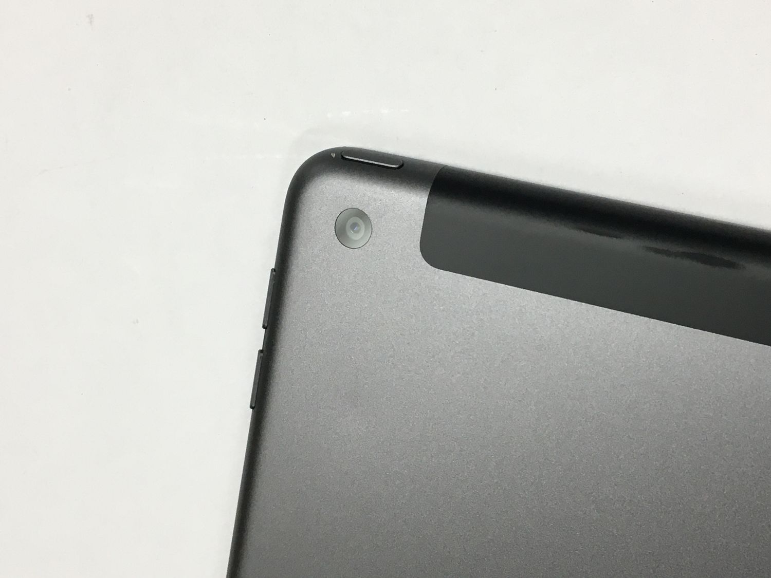 ムスビー｜【モバイルBOX】電池92％ Apple iPad 第8世代 SIMフリー
