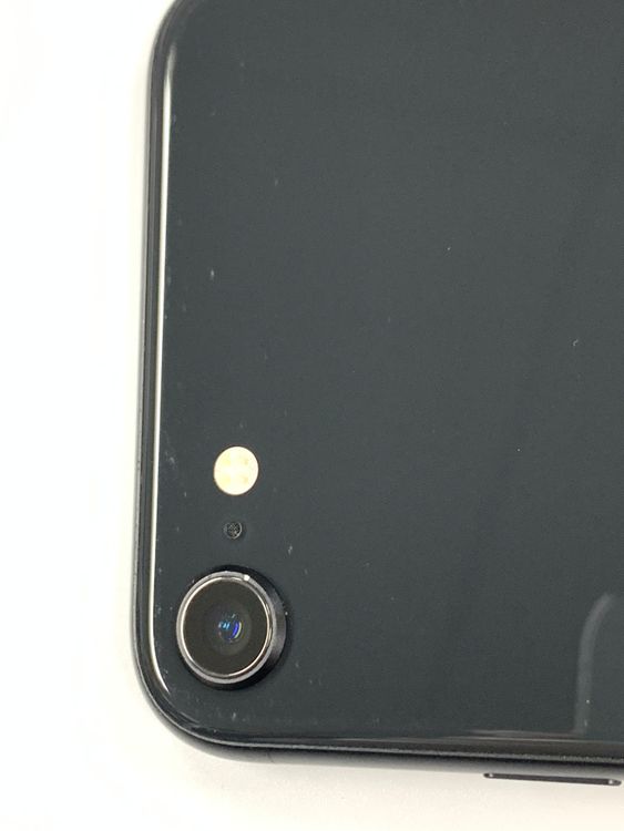 ڥХBOX 75%SIMե꡼ iPhone SE(2) 128GB Black