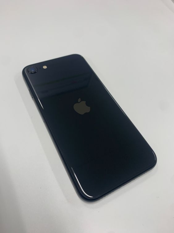�ڥ�Х���BOX�� ����Ʊ���� ����93%SIM�ե꡼ iPhone SE(��2����) 64GB