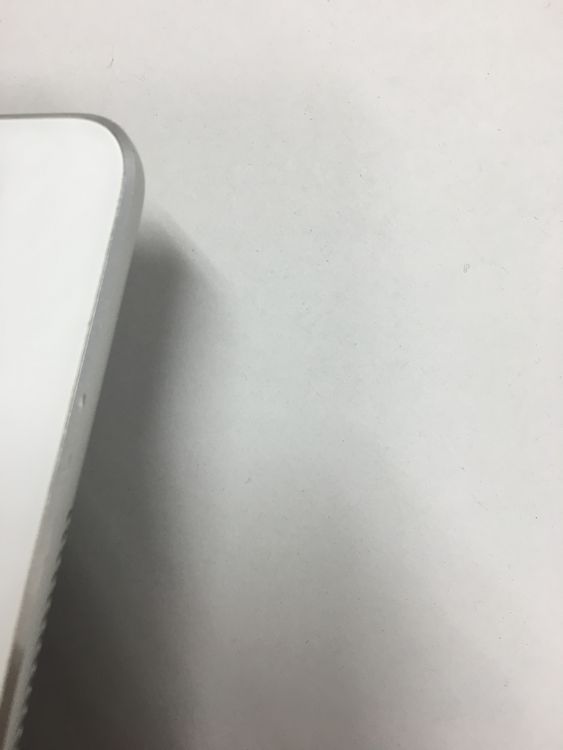 �վ����� ����96��(������134���SIM�ե꡼ iPad ��7���� 32GB ����С�