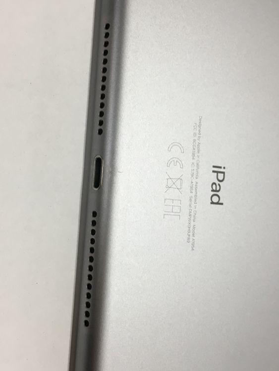 ��ư�������ʡ��վ����ʡ� SIM�ե꡼ Apple iPad ��6���� 128GB ���ڡ������쥤
