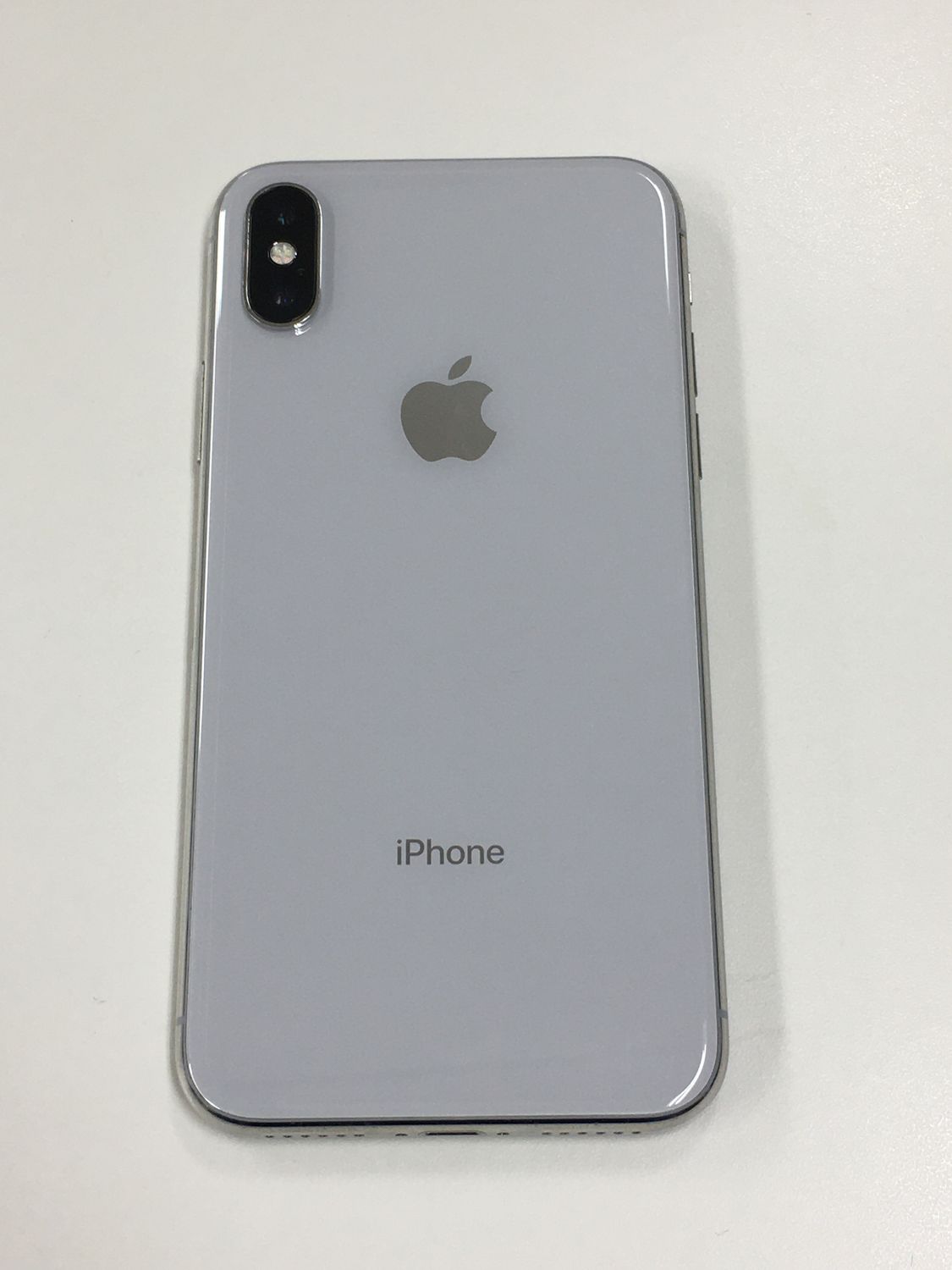 【サンジママ様】iPhoneX 本体 64GB SIMフリー シルバー iPhoneX 本体 シルバー 64GB SIMフリー - メルカリ
