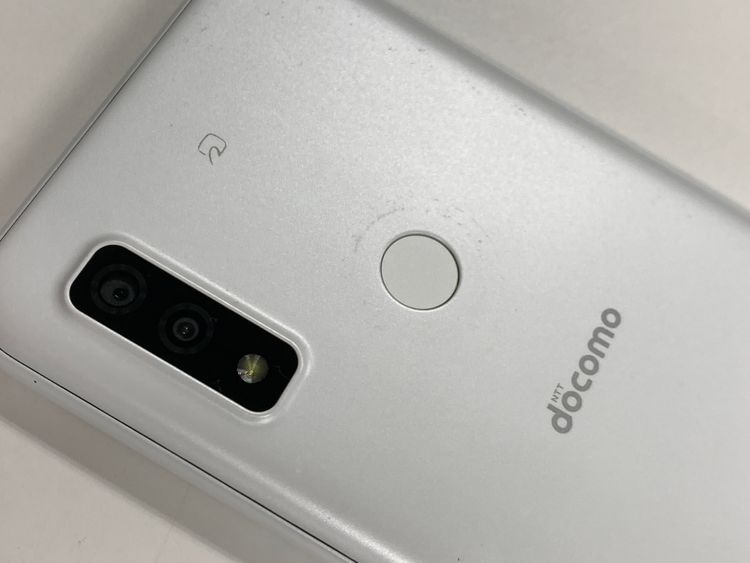 �ڥ�Х���BOX��SIM�ե꡼ docomo arrows We F-51B �ۥ磻��