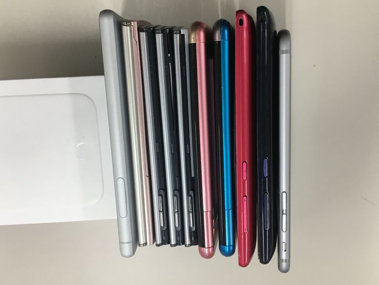 iPhone ���ˡ� �ٻ��� ������ NES ���ޥ� SO-05K iPhone6s¾ 10��