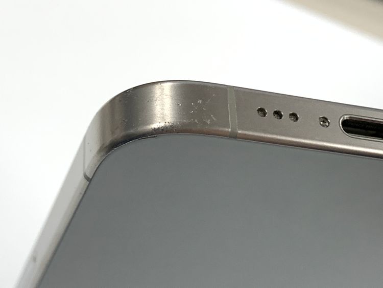 �ڥ�Х���BOX�� ����89%SIM�ե꡼ iPhone15 Pro 128GB �ʥ�����