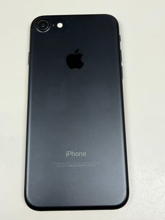 ���� ����90% SIM�ե꡼ iPhone7 32GB �֥�å�