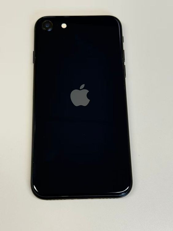 �ڥ�Х���BOX�� ����Ʊ���� ����99%SIM�ե꡼ iPhone SE(��3����) 64GB