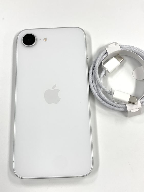 ڥХBOXۿƱ 100%SIMե꡼ iPhone16e 128GB ۥ磻