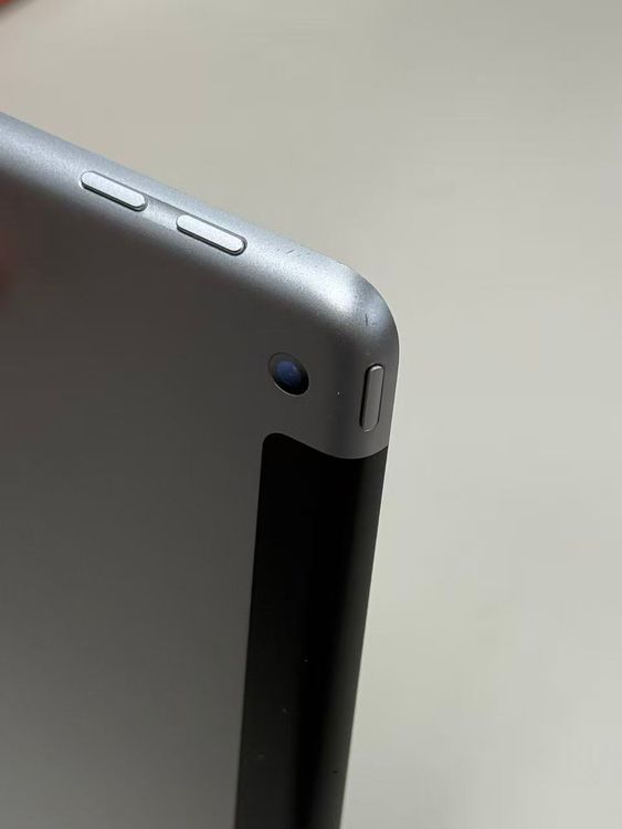 �ڥ�Х���BOX�� ����91�� iPad ��5���� 32GB ���ڡ������쥤