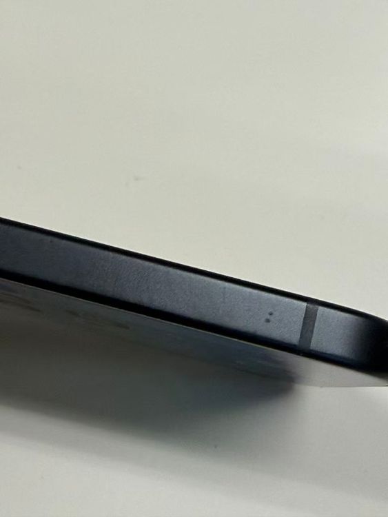 �ڥ�Х���BOX�ۿ���Ʊ�� ����94%SIM�ե꡼ iPhone15 128GB �֥�å�