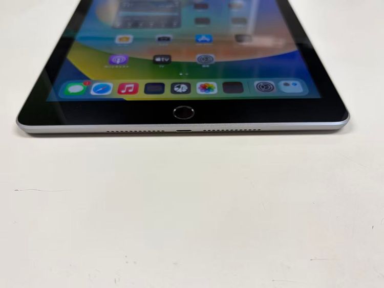 ����67% iPad(��6����) 32GB ���ڡ������졡 Wi-Fi��ǥ�