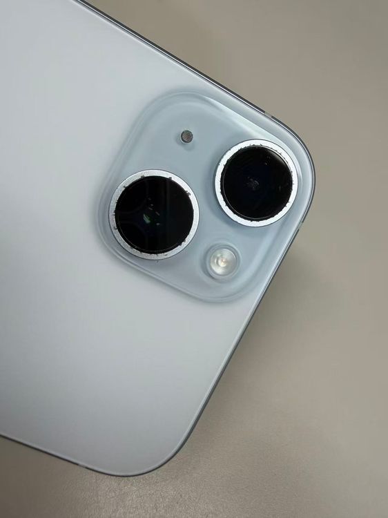 �ڥ�Х���BOX������ ����84%SIM�ե꡼ iPhone15 128GB �֥롼
