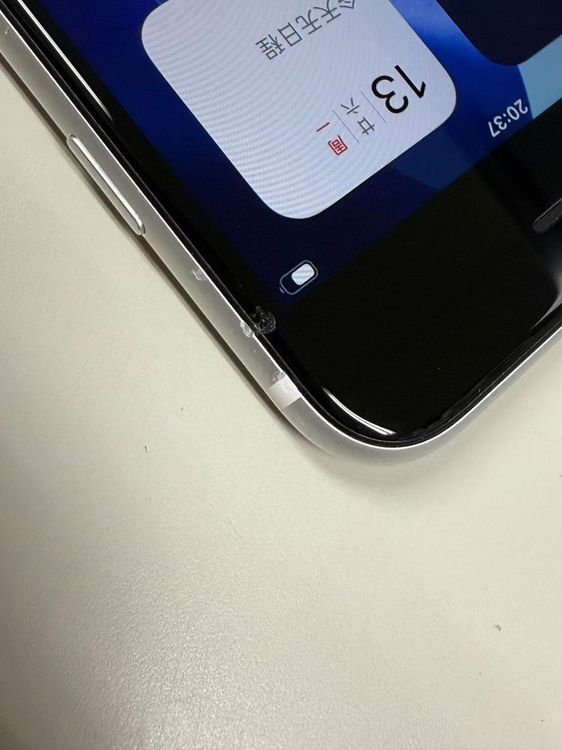 �ڥ�Х���BOX������ ����83�� SIM�ե꡼iPhone SE(�裲����) 64GB