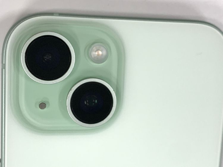 �ڥ�Х���BOX�� ����84%SIM�ե꡼ iPhone15 128GB ���꡼��