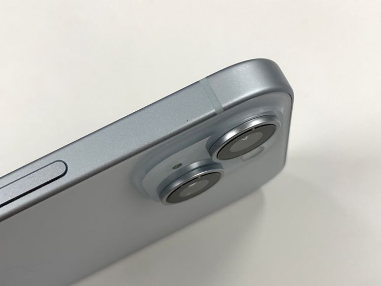 �ڥ�Х���BOX������ ����96%SIM�ե꡼ iPhone15 128GB �֥롼