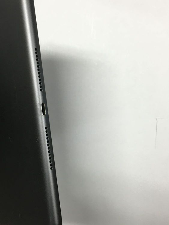 �ڥ�Х���BOX������75�� iPad ��7���� Wi-Fi��ǥ� 128GB ���ڡ������쥤