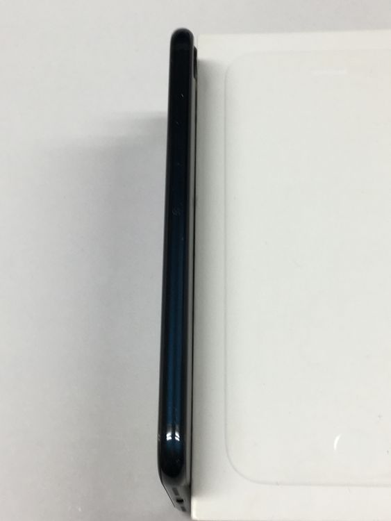 �ڥ�Х���BOX������84�� iPhone SE3 ��3���� 64GB SIM�ե꡼ �ߥåɥʥ���