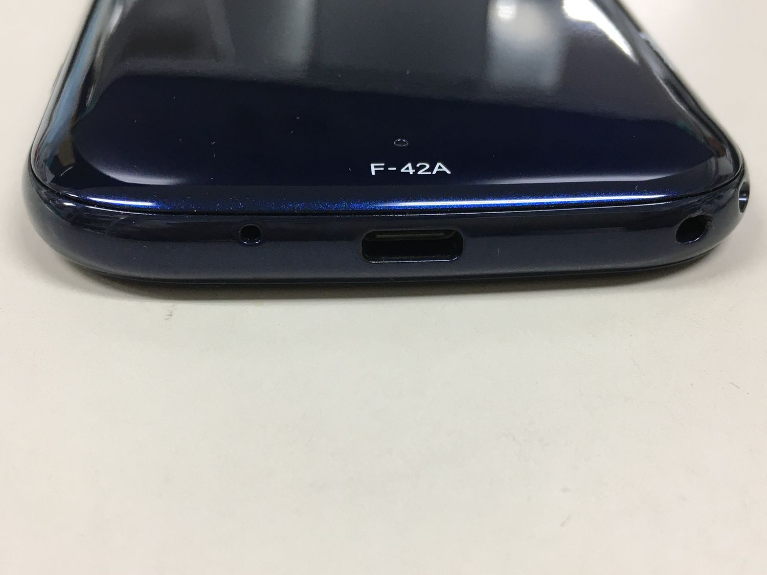 ムスビー｜【モバイルBOX】極美品 SIMロック解除済 らくらく 