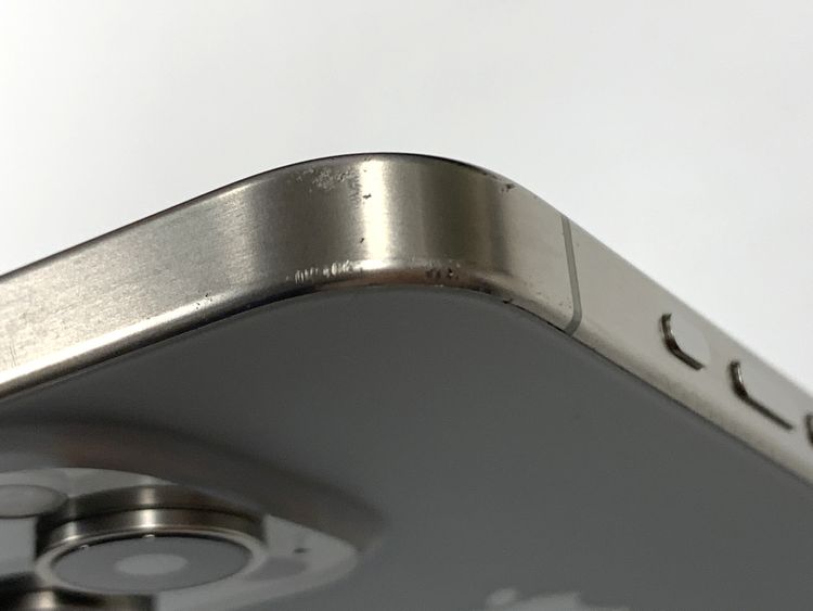 �ڥ�Х���BOX�� ����89%SIM�ե꡼ iPhone15 Pro 128GB �ʥ�����