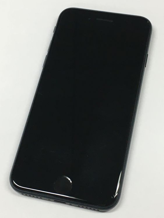 �ڥ�Х���BOX������83�� iPhone SE3 ��3���� 64GB SIM�ե꡼ �ߥåɥʥ���
