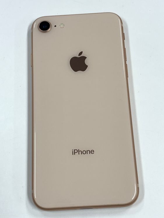 ����81% SIM�ե꡼ iPhone8 64GB Gold
