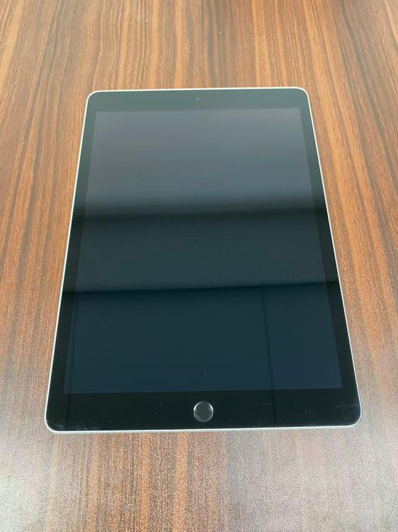 ����88��Apple iPad ��9���� Wi-Fi 64GB Silver ��������̤Ҥӳ��