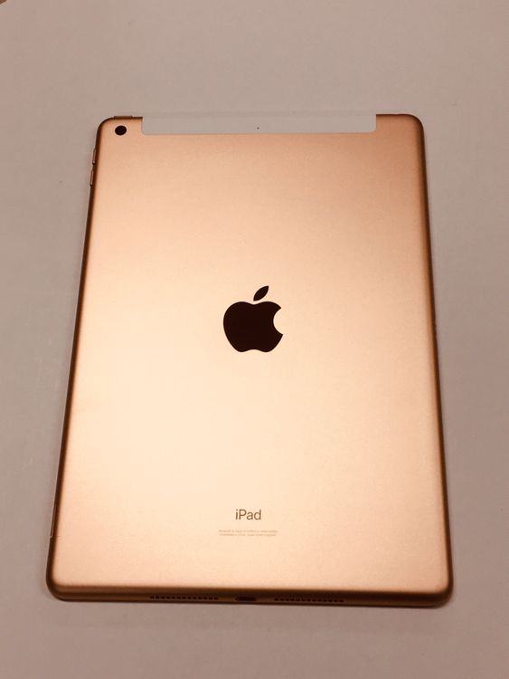 ڥХBOX۶ 100 Apple iPad 8 Wi-Fi 32GB