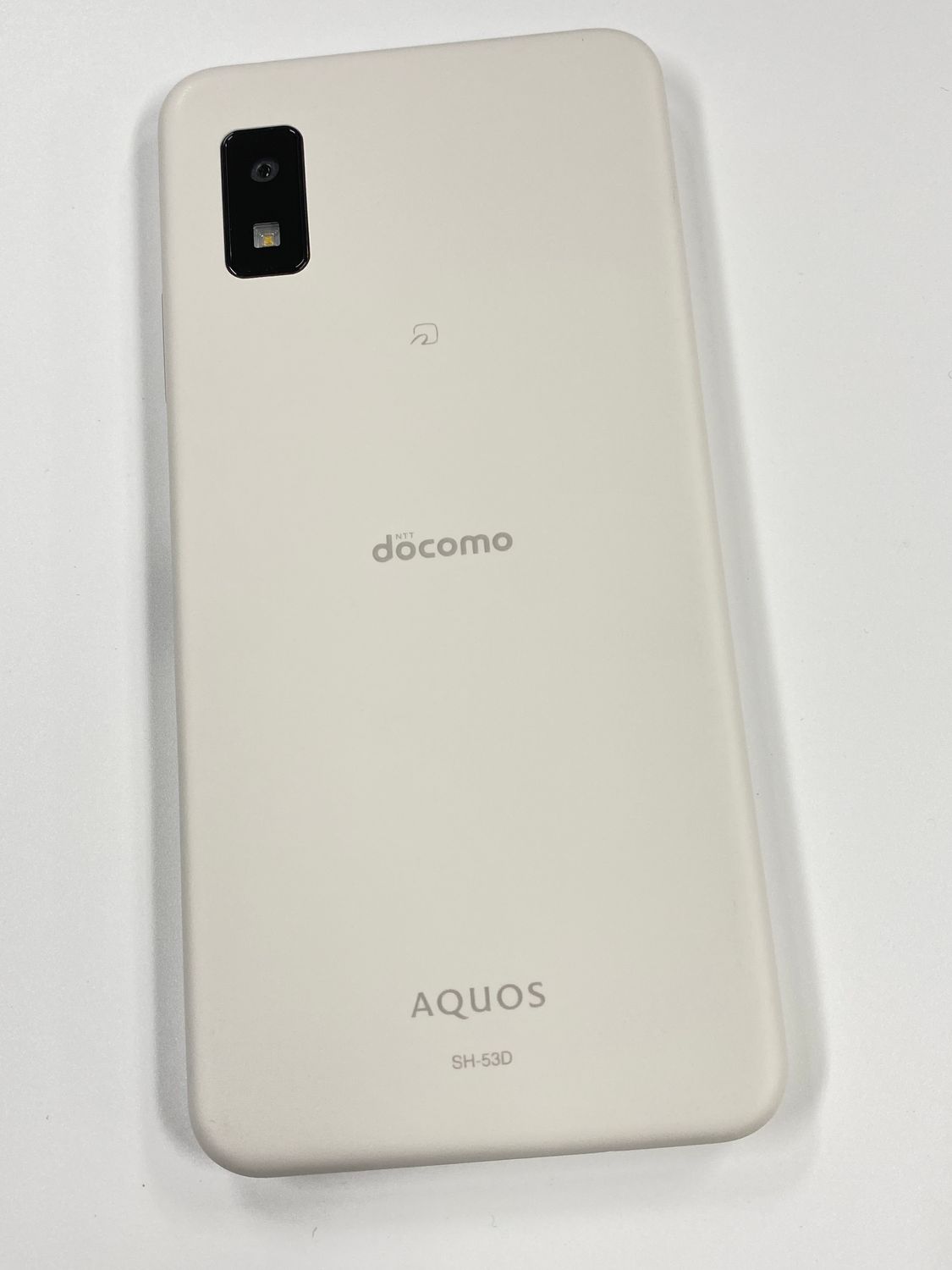 ムスビー｜【モバイルBOX】美品 SIMフリー docomo AQUOS wish3 SH-53D