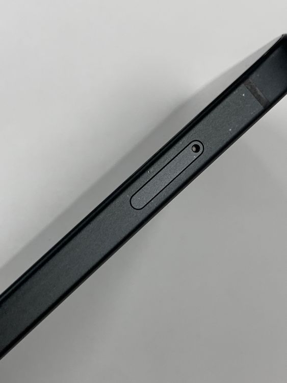 �ڥ�Х���BOX�� ���� ����95%SIM�ե꡼ iPhone15 128GB �֥�å�