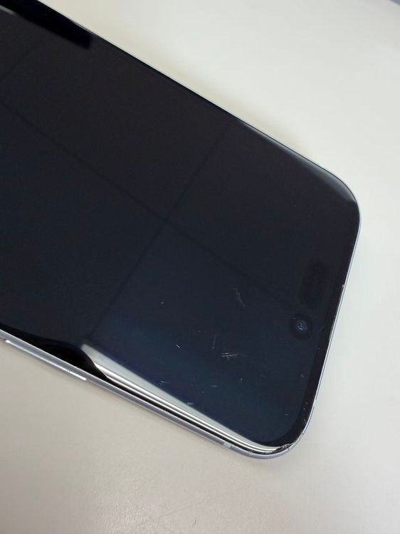 �ڥ�Х���BOX�� ����86%SIM�ե꡼ iPhone15 128GB �֥롼