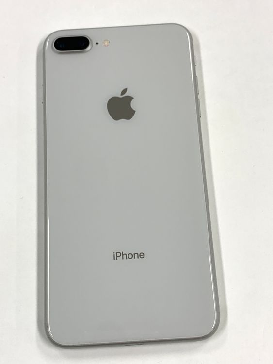SIM�ե꡼ ��iPhone8 Plus��64GB��Silver
