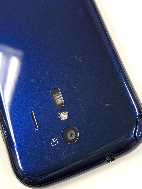 �ڥ�Х���BOX�� docomo �餯�餯���ޡ��ȥե��� F-42A �ͥ��ӡ�
