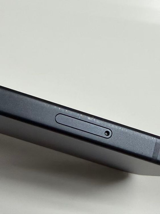 �ڥ�Х���BOX�۶����� ����98%SIM�ե꡼ iPhone15 128GB �֥�å�