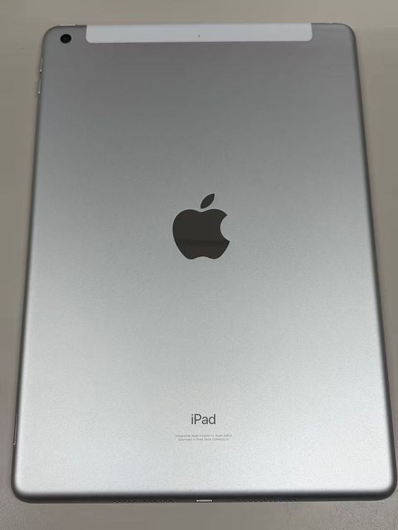 ������ ����91%  SIM�ե꡼iPad (��9����) 64GB ����С�