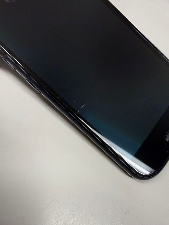 docomo �餯�餯���ޡ��ȥե��� F-52B �ͥ��ӡ�  SIM�ȥ졼����