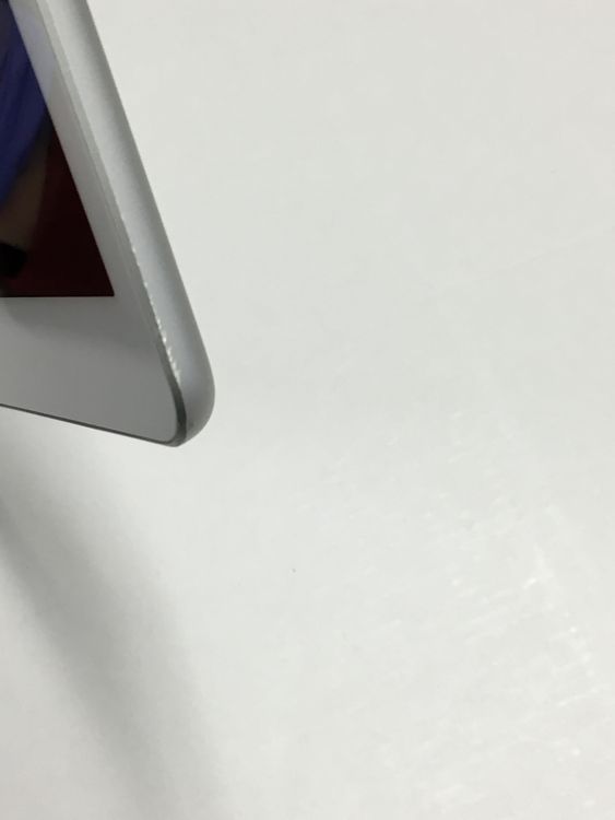 �ڥ�Х���BOX������ ����91�� Apple iPad ��8���� Wi-Fi 128GB ����С�