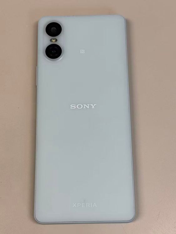 �ڥ�Х���BOX����������99% SIM�ե꡼Xperia 10 VI SOG14 128GB