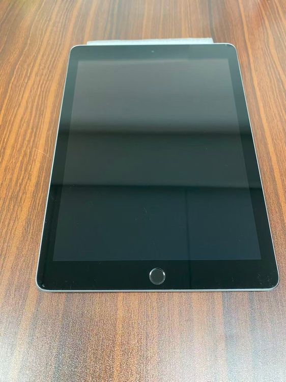 ����91��Apple iPad ��6���� Wi-Fi��128GB Space gray