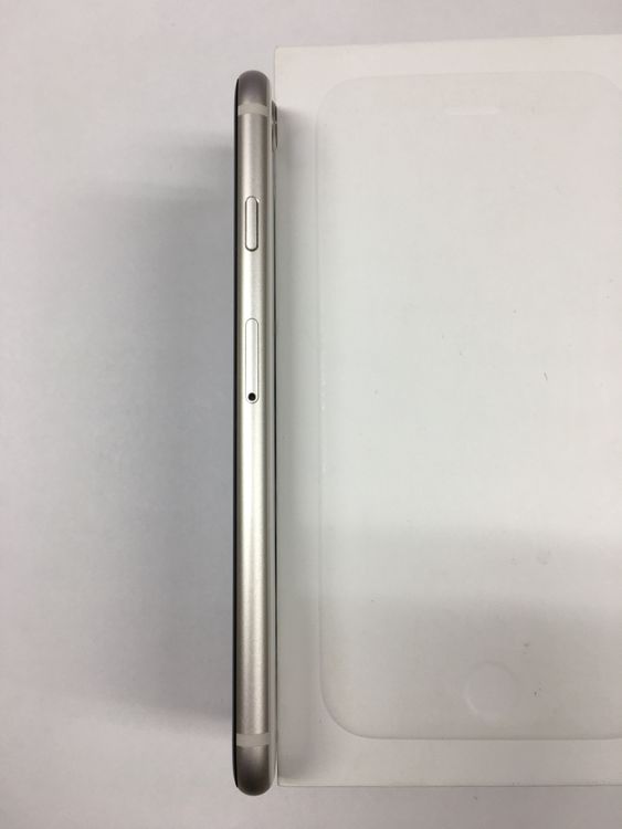 �ڥ�Х���BOX��Ķ���� iPhone SE3 ��3���� 64GB SIM�ե꡼ �������饤��