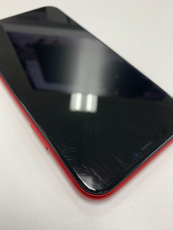 �ڥ�Х���BOX������100% SIM�ե꡼ iPhone 11 128GB ��å�