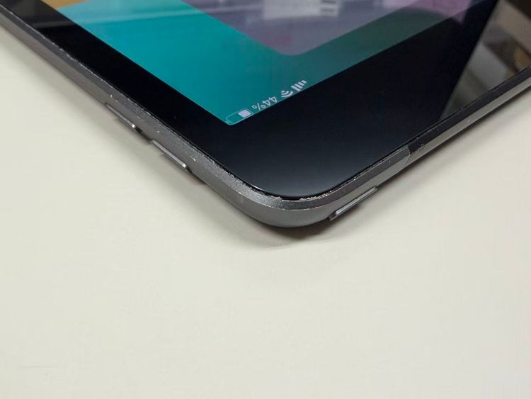 ����86% SIM�ե꡼iPad (��7����) 32GB ���ڡ�������