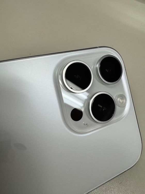 【モバイルBOX】極美品 電池94%SIMフリー iPhone16 Pro 256GB ホワイト