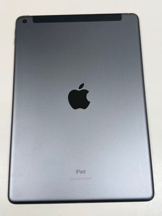 ����88�� SIM�ե꡼ Apple iPad ��8���� 32GB ���ڡ������쥤