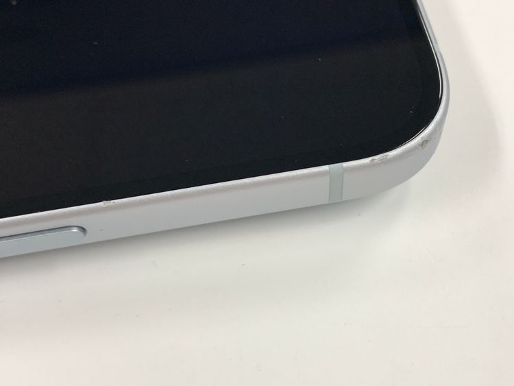 �ڥ�Х���BOX�� ����94%SIM�ե꡼ iPhone15 128GB �֥롼