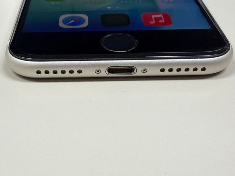 �ڥ�Х���BOX�ۿ���Ʊ�� ����88%SIM�ե꡼ iPhone SE(�裳����) 64GB