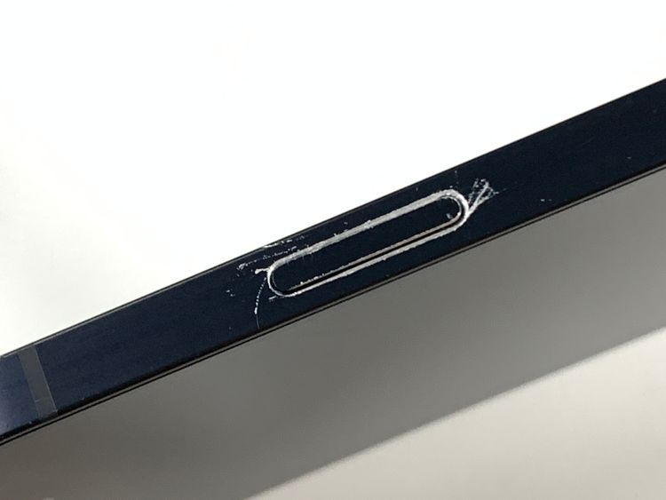 ����83%��SIM�ե꡼ iPhone12 64GB �֥�å�