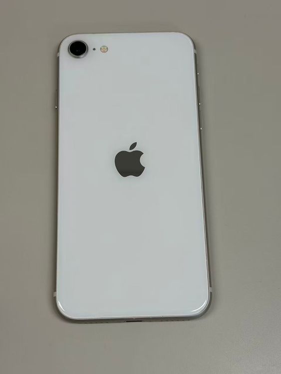 ����84%SIM�ե꡼ iPhone SE(�裳����) 64GB �������饤��