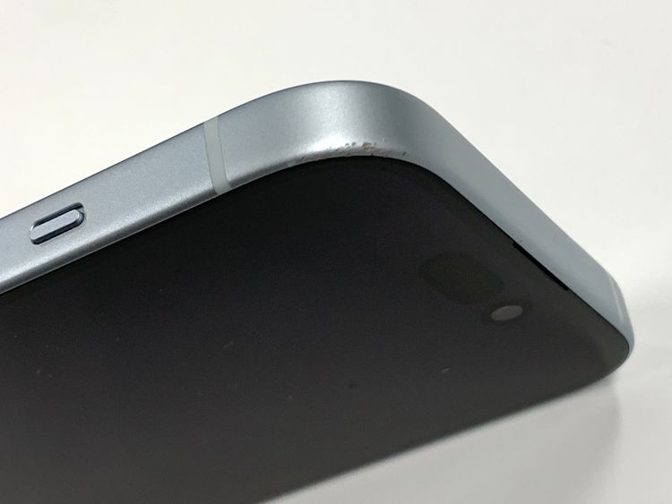 �ڥ�Х���BOX�� ����93%SIM�ե꡼ iPhone15 128GB �֥롼